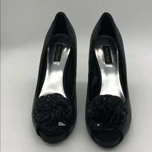 Black house white market black Sequent high heel